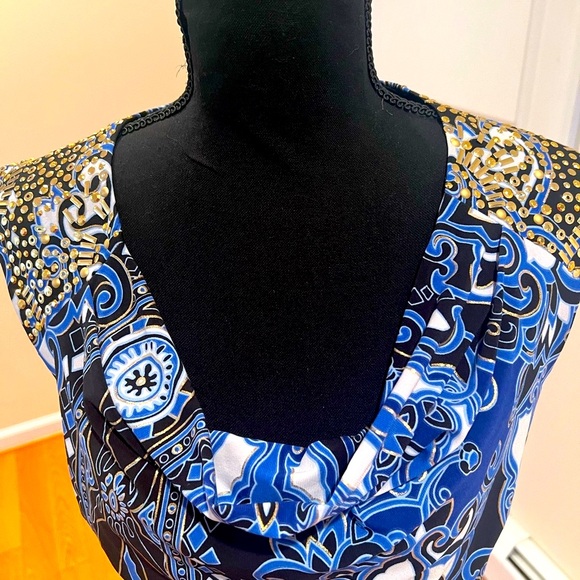 Cache elegant dress with beaded shoulders and nice belt size L  timeless piece - Picture 5 of 15